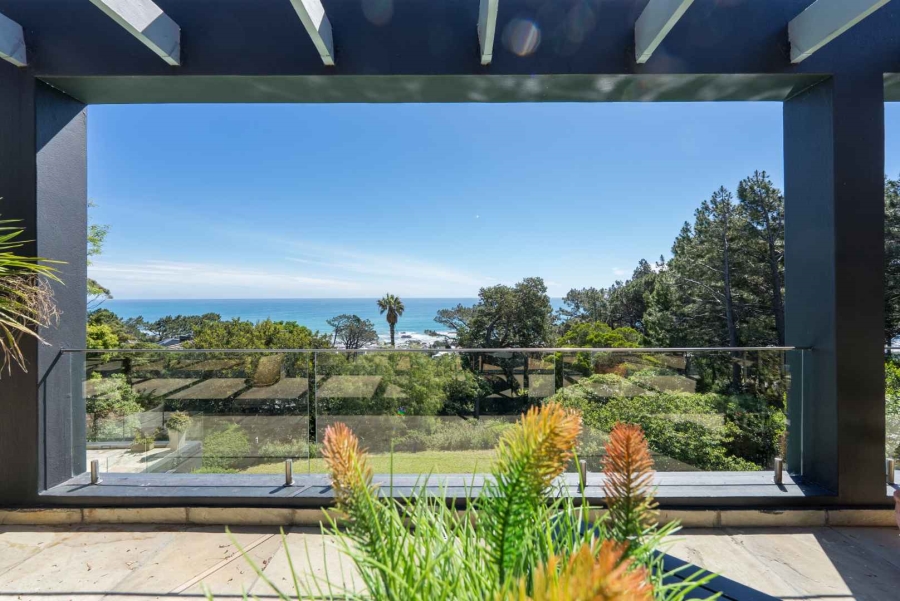 5 Bedroom Property for Sale in Camps Bay Western Cape